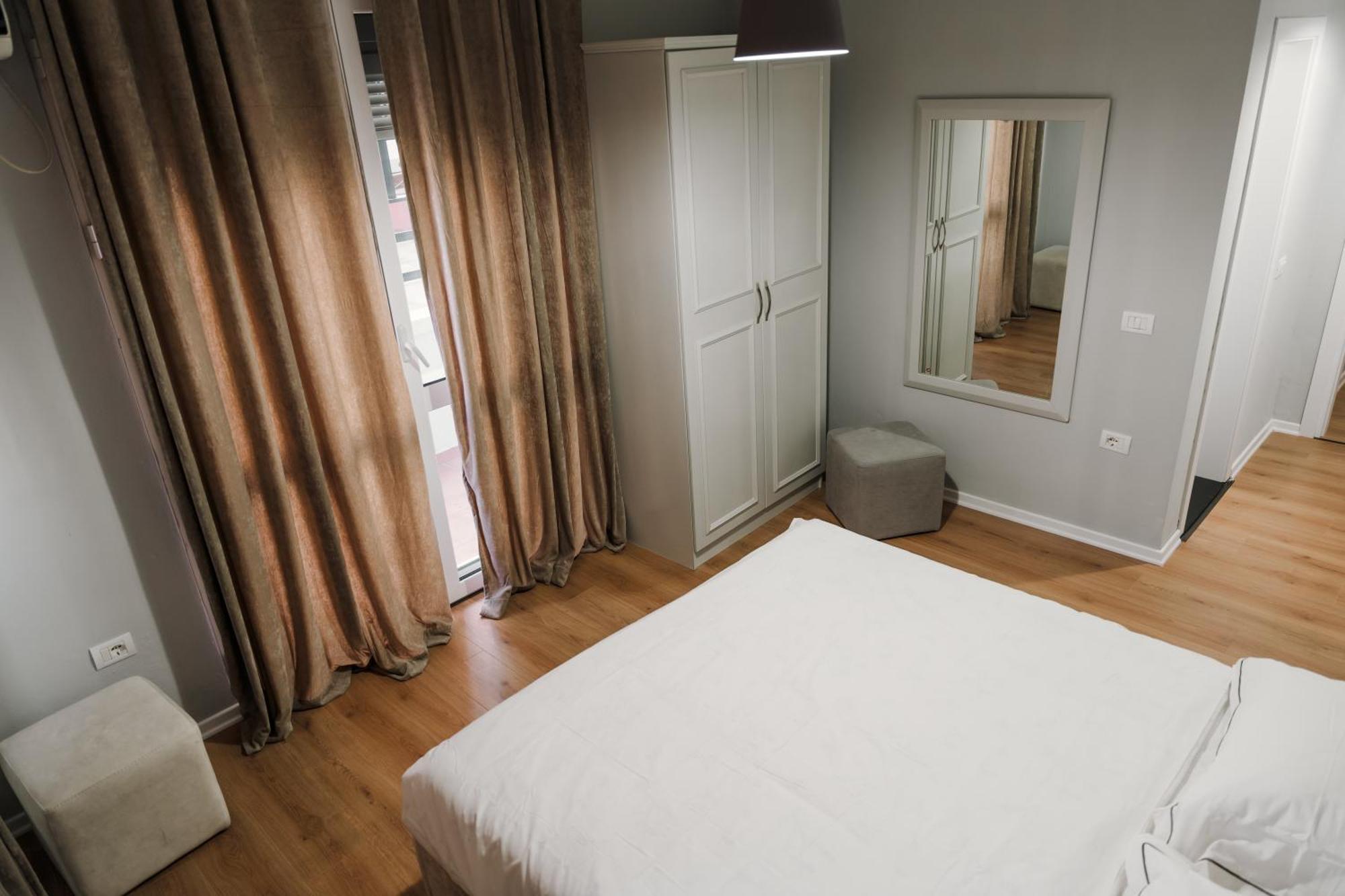 Urban Hotel Tirana Eksteriør billede